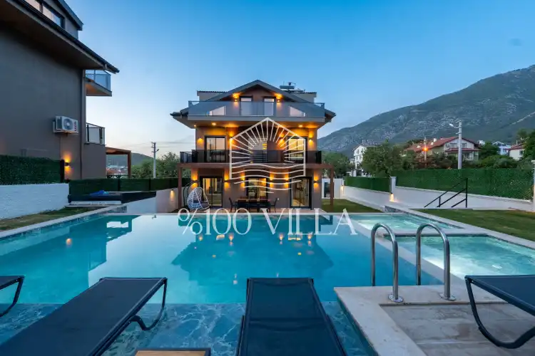 Villa Infinity