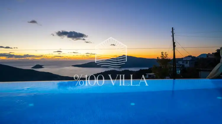 Villa Spring 1