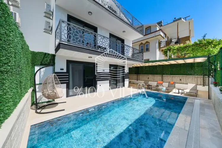 Villa Yakamoz 1 Geniş Ailelere Uygun Villa
