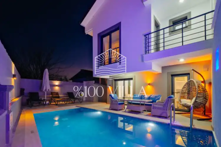 Villa Liva - Korunaklı Havuzlu ve Jakuzili 3+1 Villa