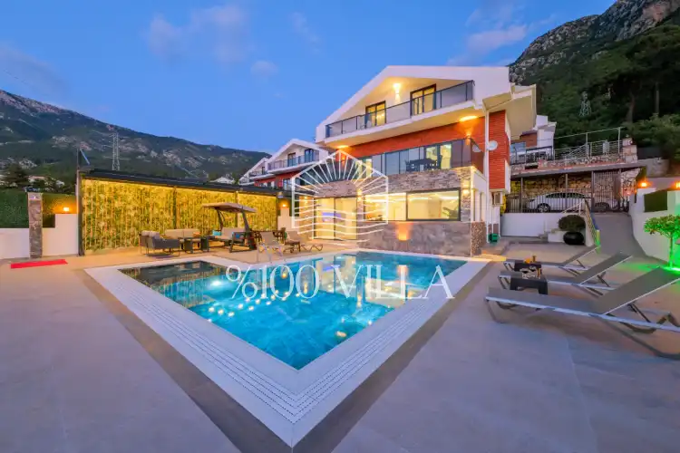 Villa NEFES - Plaja Yakın Lüks Villa