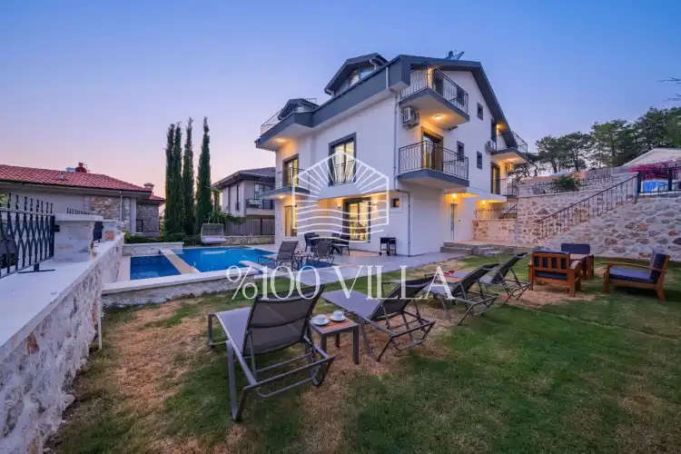 Villa Casa Familia Duo - Ailelere ve Kalabalık Misafirlere Uygun 4+1 Villa