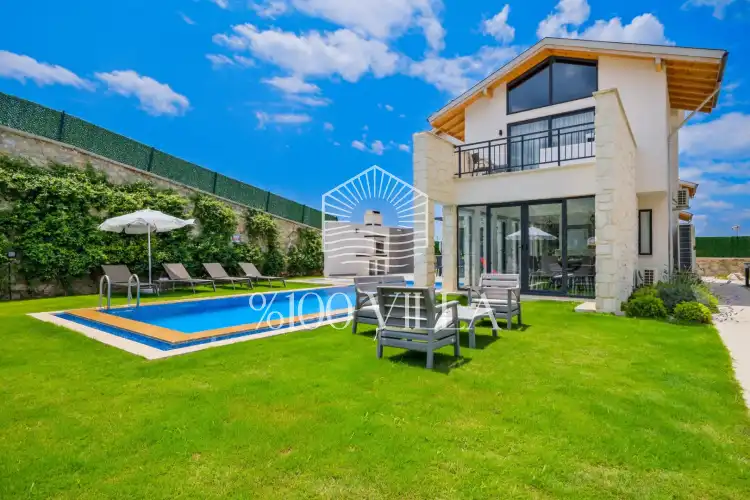 Villa İzii 4 - Ailelere ve Kalabalık Misafirlere Uygun Villa