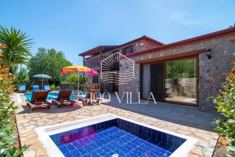 Villa Stone