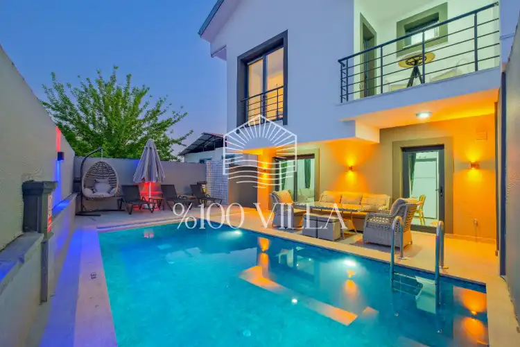 Villa Liva - Korunaklı Havuzlu ve Jakuzili 3+1 Villa