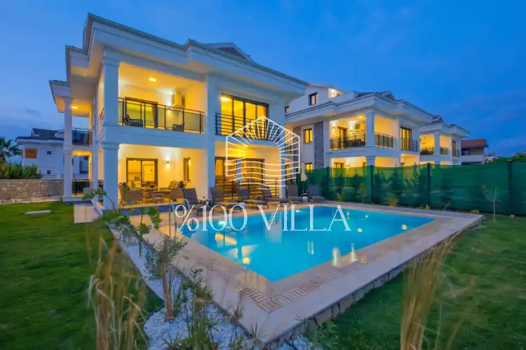 Villa PALM 3 - Kalabalık Misafirlere Uygun Villa