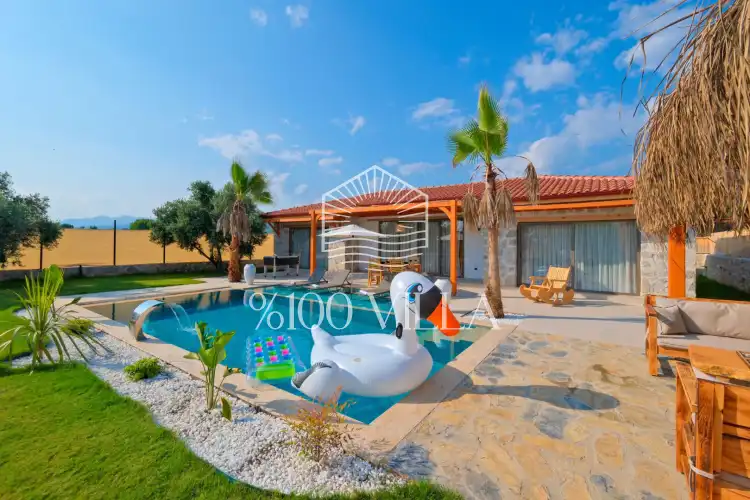 Villa Mono Duo - Korunaklı Havuz ve Jakuzili Villa