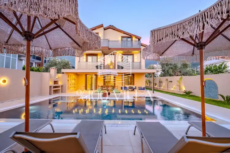 Villa Efelya - Plaja Yakın Villa Lüks Tatil Villası