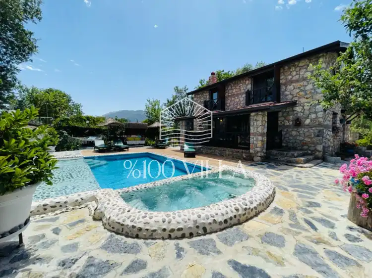Villa Ask