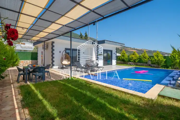 Villa İron Çavdır