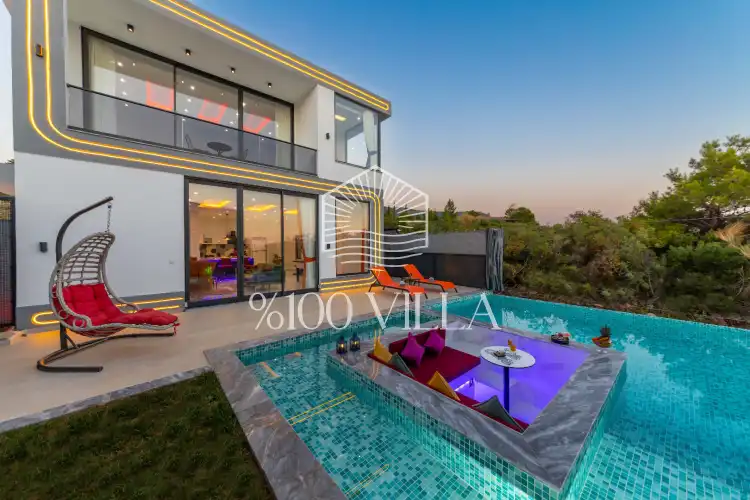 Villa Sisters