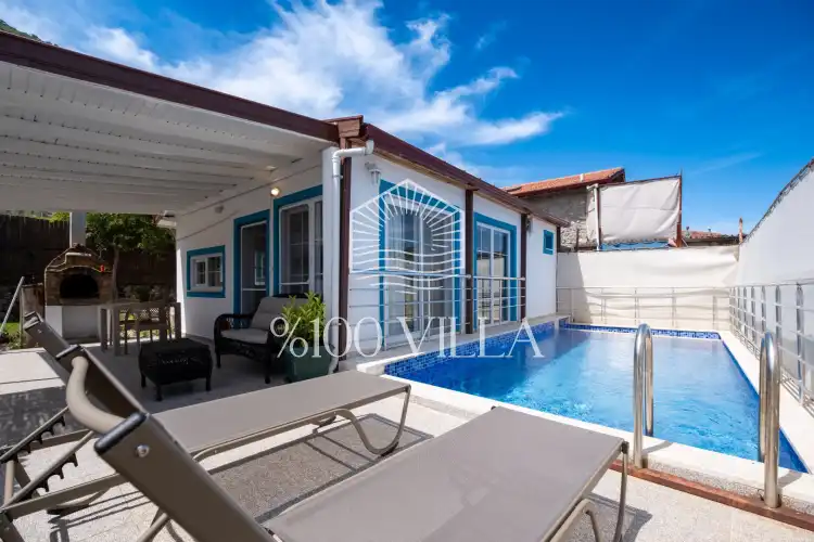 Villa Teoman Evi 2